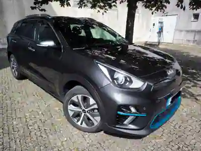 Kia e-Niro 2021 - 21500 EUR, 157000 km - 157000km - foto 1 de 15
