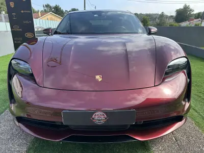 Porsche Taycan 2020 - 49900 EUR, 100000 km - AUTO.MOTO.pt - 100000km - foto 7 de 61