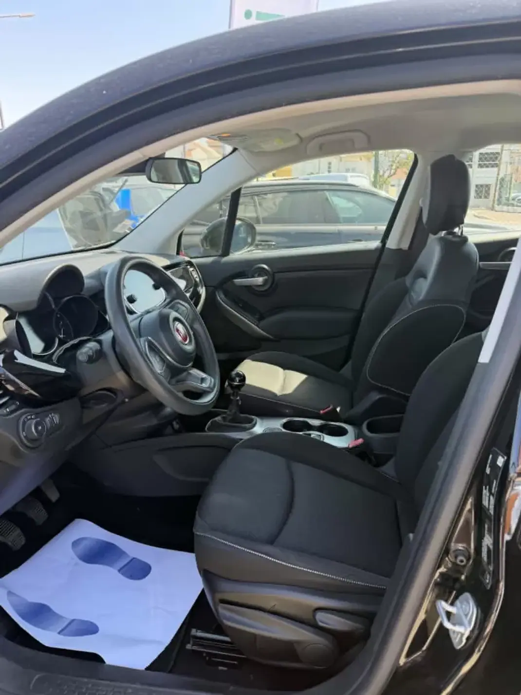 Fiat 500X 2019 - 12980 EUR, 105000 km - AUTO.MOTO.pt - 105000km - foto 3 de 3