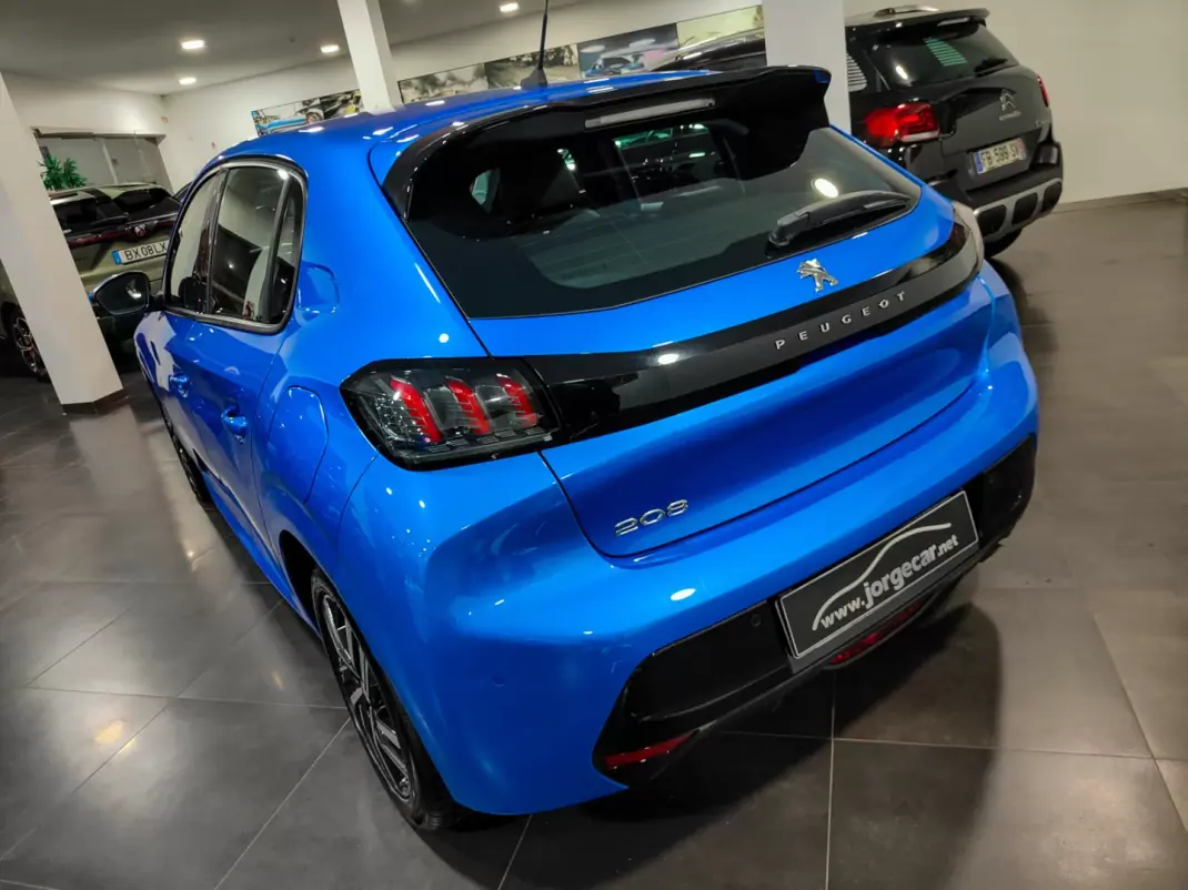Peugeot 208 2019 - 14500 EUR, 90000 km - AUTO.MOTO.pt - 90000km - foto 22 de 60