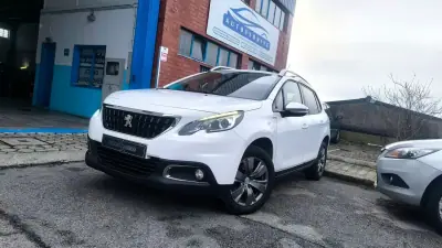Peugeot 2008 2017 - 10900 EUR, 145000 km - AUTO.MOTO.pt - 145000km - foto 16 de 16