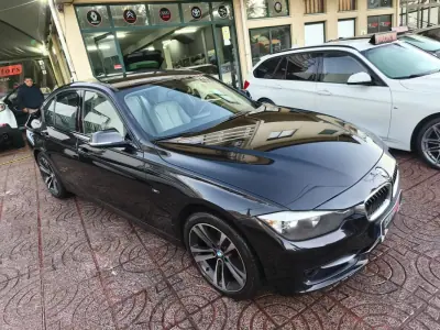 BMW 320 2012 - 13900 EUR, 320000 km - AUTO.MOTO.pt - 320000km - foto 5 de 37