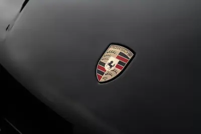 Porsche Macan 2014 - 35600 EUR, 199000 km - AUTO.MOTO.pt - 199000km - foto 10 de 47