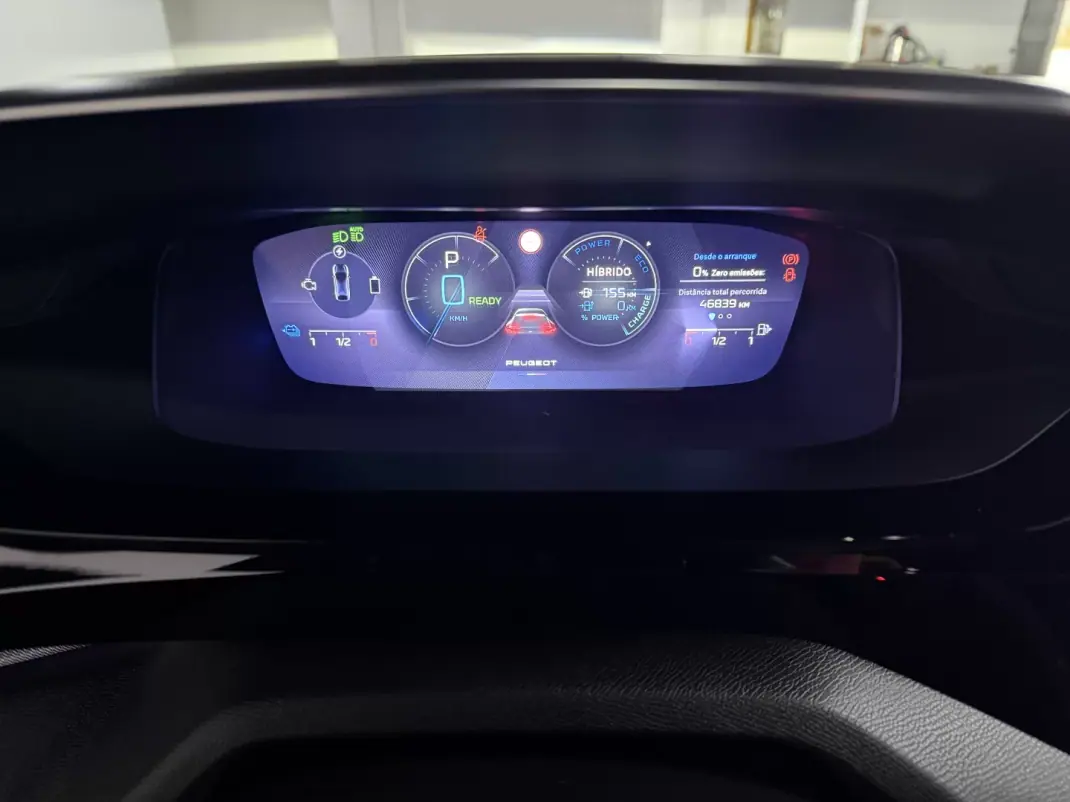 Peugeot 408 2022 - 28990 EUR, 46900 km - AUTO.MOTO.pt - 46900km - foto 25 de 30