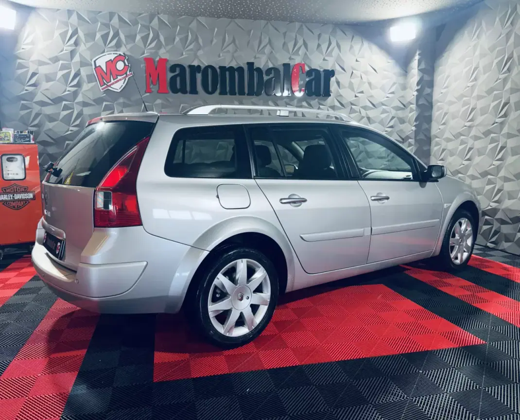 Renault Mégane Break 2008 - 4250 EUR, 185882 km - 185882km - foto 6 de 29