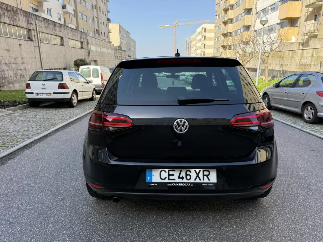 Volkswagen Golf 2016 - 13950 EUR, 258000 km - AUTO.MOTO.pt - 258000km - foto 5 de 15