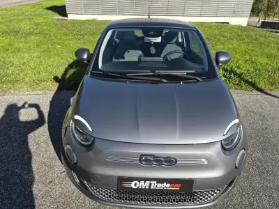 Fiat 500e 2021 - 15995 EUR, 32834 km - AUTO.MOTO.pt - 32834km - foto 5 de 29