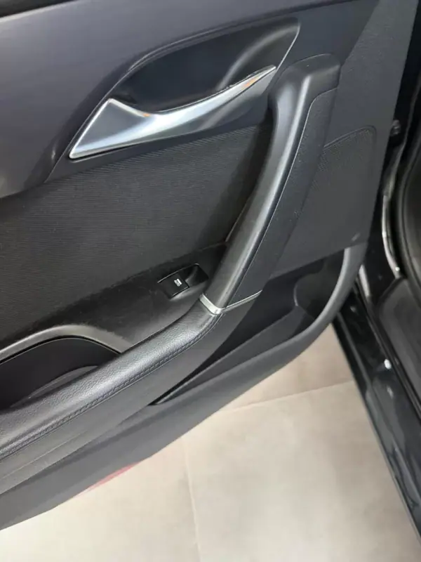 Hyundai i40 SW 2012 - 8990 EUR, 230000 km - AUTO.MOTO.pt - 230000km - foto 12 de 15