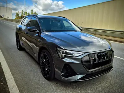 Audi e-tron 2020 - 29000 EUR, 133000 km - AUTO.MOTO.pt - 133000km - foto 23 de 23