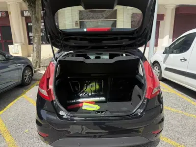 Ford Fiesta 2009 - 5500 EUR, 157000 km - 157000km - foto 13 de 30