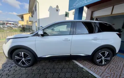 Peugeot 3008 2020 - 22950 EUR, 73000 km - AUTO.MOTO.pt - 73000km - foto 6 de 30