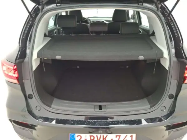 MG ZS 2020 - 24950 EUR, 17610 km - 17610km - foto 16 de 16