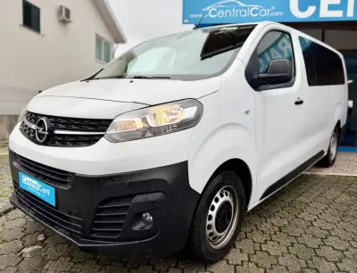 Opel Vivaro 2024 - 34950 EUR, 102000 km - AUTO.MOTO.pt - 102000km - foto 5 de 24
