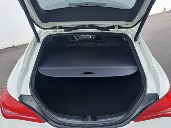 Mercedes-Benz CLA 45 AMG 2015 - 29990 EUR, 129249 km - AUTO.MOTO.pt - 129249km - foto 31 de 33