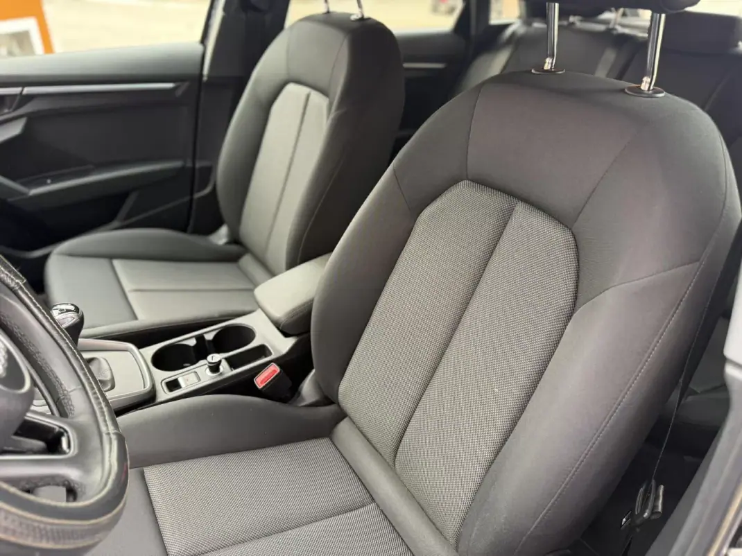 Audi A3 Sportback 2023 - 26900 EUR, 123772 km - AUTO.MOTO.pt - 123772km - foto 4 de 18