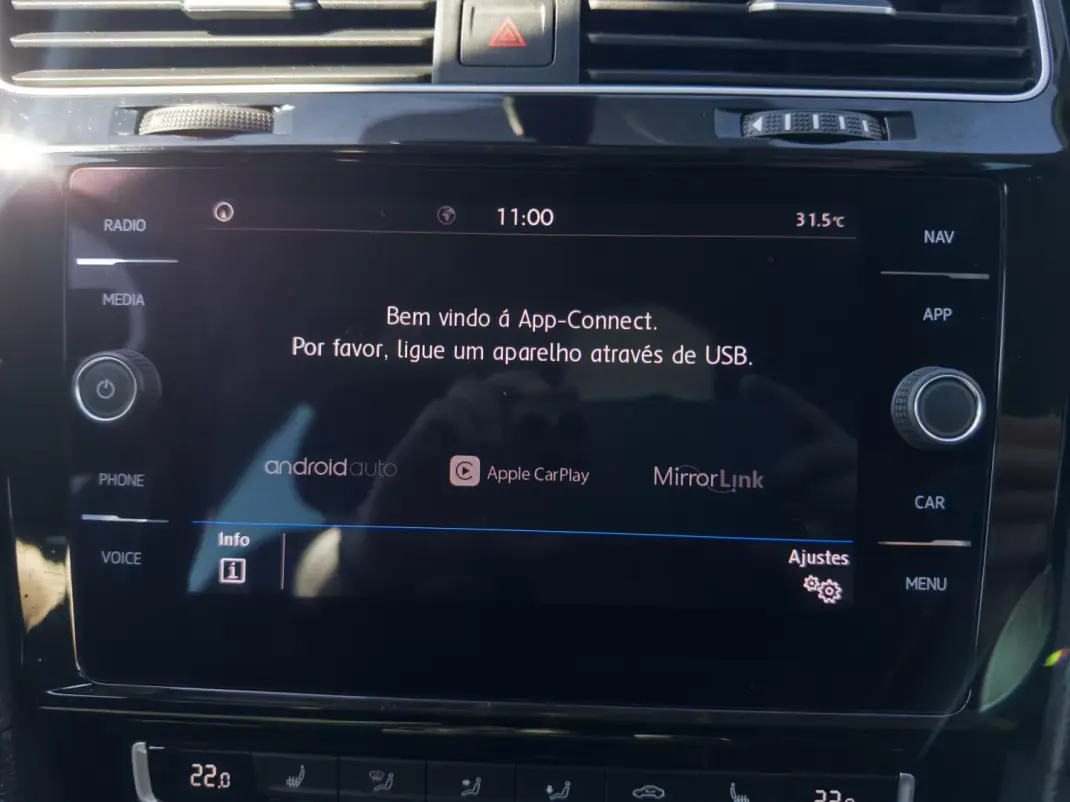 Volkswagen Golf 2018 - 14990 EUR, 105000 km - 105000km - foto 33 de 43