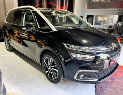 Citroën C4 Spacetourer 2022 - 22000 EUR, 111000 km - AUTO.MOTO.pt - 111000km - foto 7 de 46