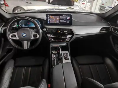 BMW 530e 2022 - 33750 EUR, 158500 km - AUTO.MOTO.pt - 158500km - foto 35 de 36