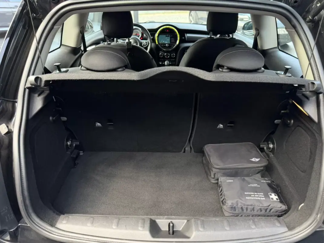 MINI 3 Portas 2015 - 14900 EUR, 181000 km - AUTO.MOTO.pt - 181000km - foto 10 de 12