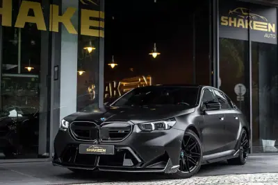 BMW M5 2024