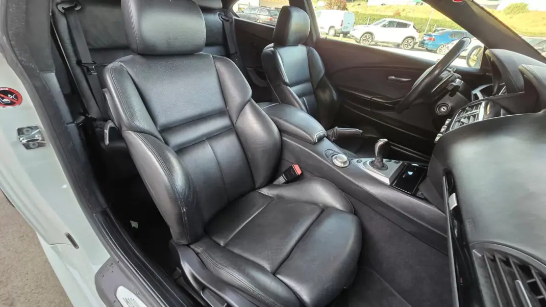BMW M6 2005 - 55000 EUR, 188207 km - 188207km - foto 16 de 19