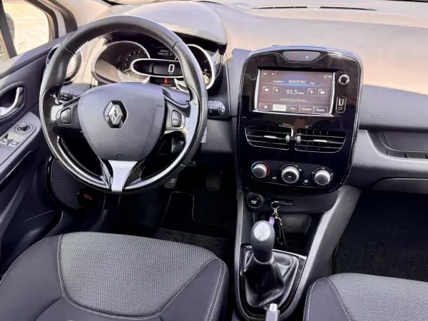 Renault Clio 2015 - 9500 EUR, 130000 km - 130000km - foto 10 de 18