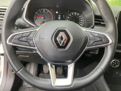 Renault Clio 2020 - 13890 EUR, 145621 km - AUTO.MOTO.pt - 145621km - foto 9 de 20