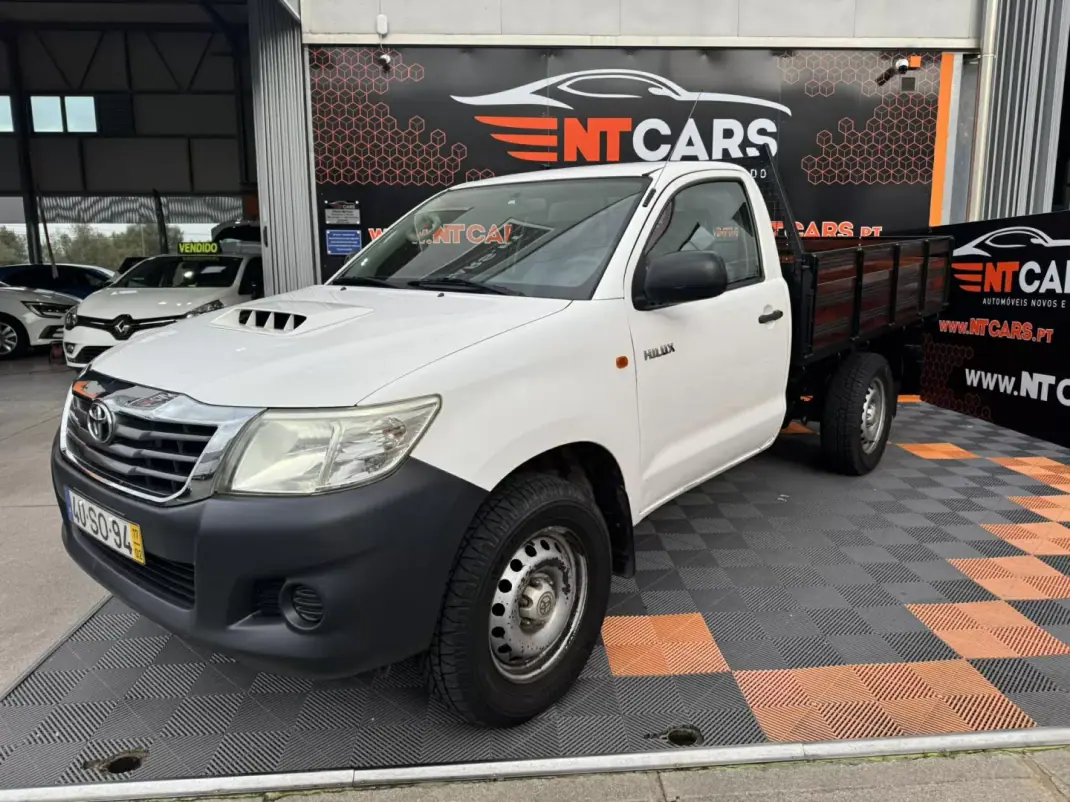 Toyota HILUX 2.5 D-4D 4WD CS 2017 - 22900 EUR, 148848 km - AUTO.MOTO.pt - 148848km - foto 1 de 8