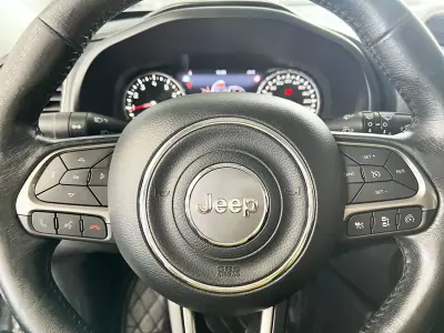 Jeep Renegade 2020 - 14800 EUR, 108465 km - AUTO.MOTO.pt - 108465km - foto 20 de 22