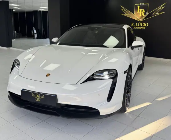 Porsche Taycan 2021 - 67000 EUR, 60000 km - AUTO.MOTO.pt - 60000km - foto 12 de 30