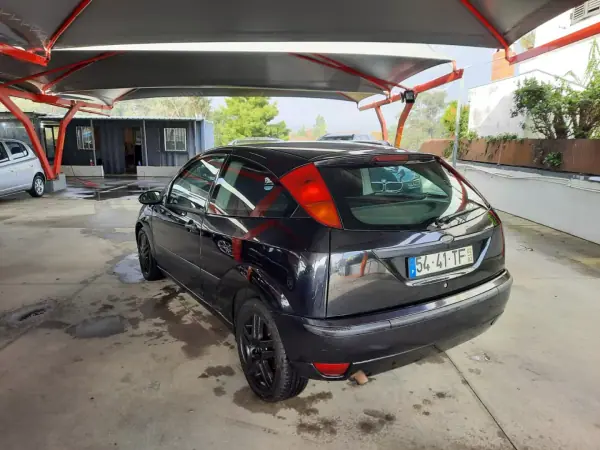 Ford Focus 2002 - 2950 EUR, 222606 km - AUTO.MOTO.pt - 222606km - foto 7 de 10
