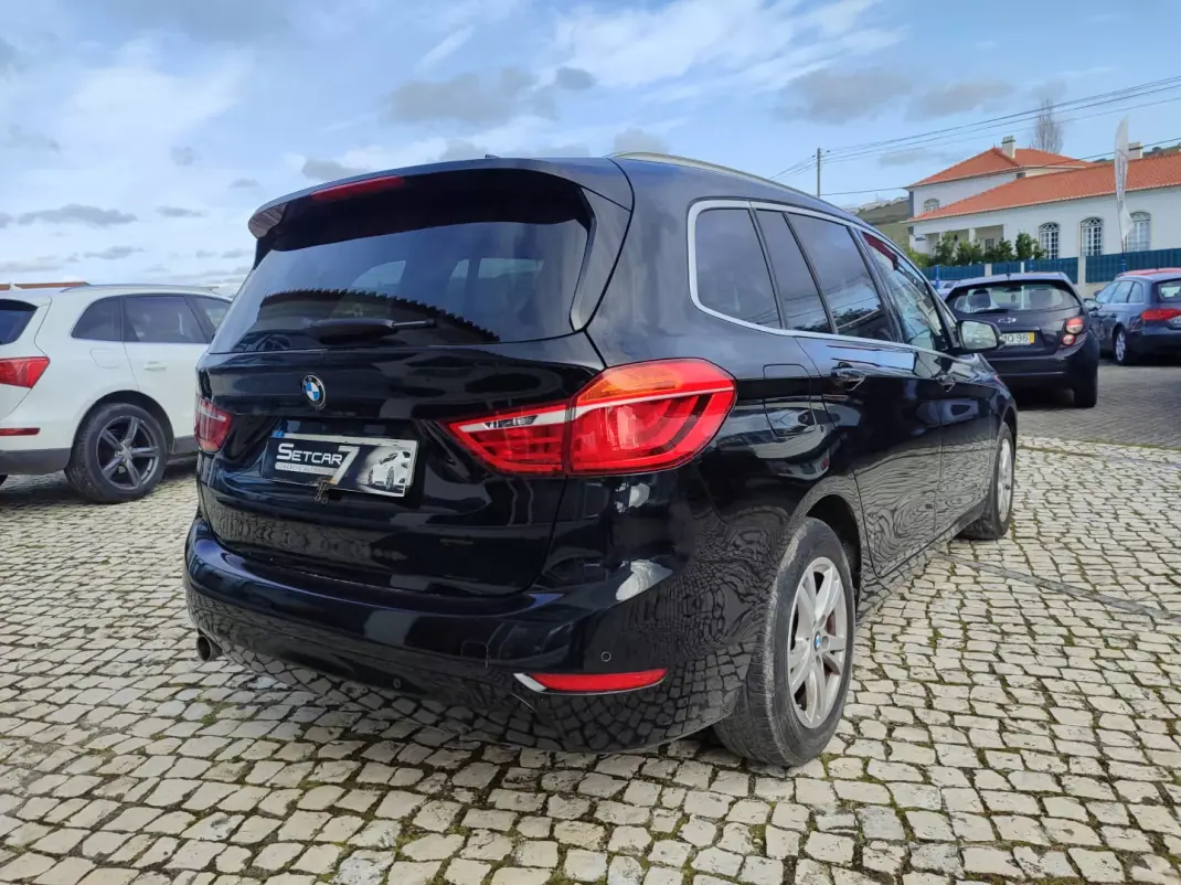 BMW 216 Gran Tourer 2018 - 18900 EUR, 103000 km - AUTO.MOTO.pt - 103000km - foto 8 de 26