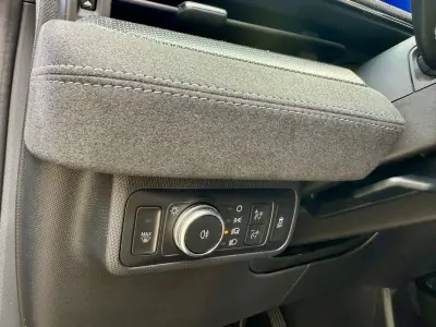 Ford Mustang Mach-E 2022 - 35990 EUR, 68980 km - AUTO.MOTO.pt - 68980km - foto 11 de 51