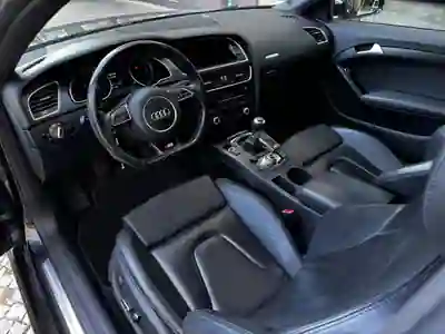 Audi A5 2013 - 21500 EUR, 246000 km - AUTO.MOTO.pt - 246000km - foto 13 de 15