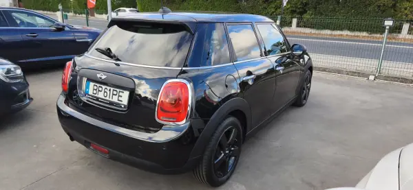MINI 5 Portas 2016 - 12900 EUR, 190030 km - AUTO.MOTO.pt - 190030km - foto 6 de 12