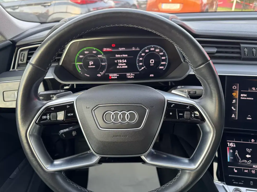 Audi e-tron Sportback 2020 - 28900 EUR, 102000 km - AUTO.MOTO.pt - 102000km - foto 35 de 54