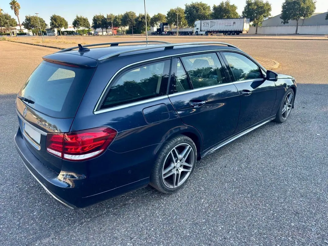 Mercedes-Benz E 300 BLUETEC HYBRID 2015 - 16000 EUR, 253000 km - 253000km - foto 3 de 15