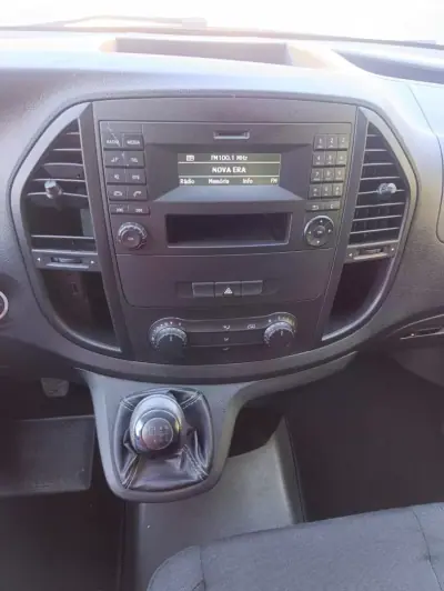 Mercedes-Benz 2017 - 18500 EUR, 74796 km - AUTO.MOTO.pt - 74796km - foto 9 de 17