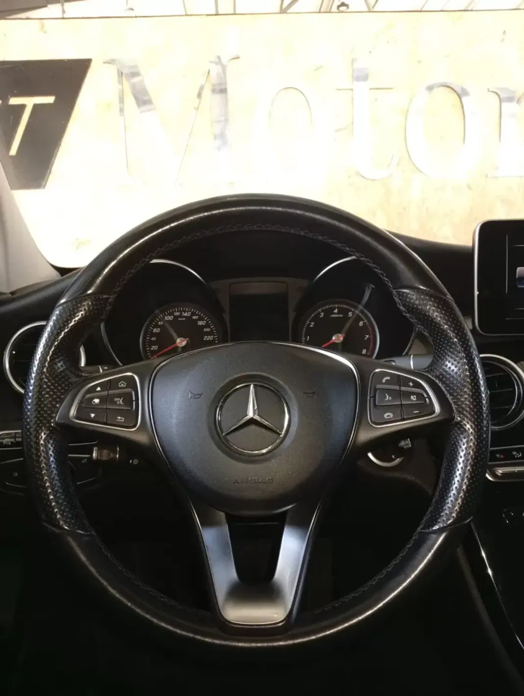 Mercedes-Benz C 350 2016 - 24950 EUR, 129659 km - AUTO.MOTO.pt - 129659km - foto 15 de 18