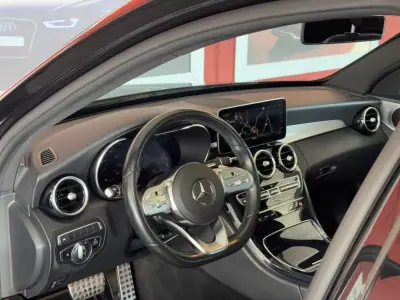 Mercedes-Benz C 300 2019 - 34990 EUR, 79215 km - AUTO.MOTO.pt - 79215km - foto 17 de 21