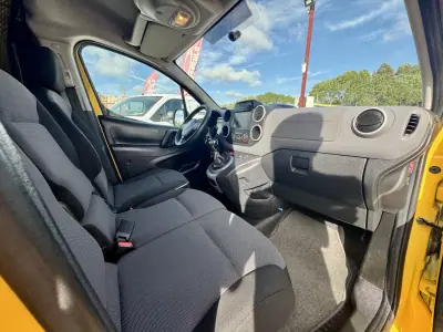 Citroën 2017 - 10950 EUR, 103905 km - AUTO.MOTO.pt - 103905km - foto 19 de 21