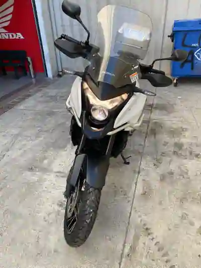 Honda VFR 1200X 2014 - 11500 EUR, 9700 km - foto 5 de 13