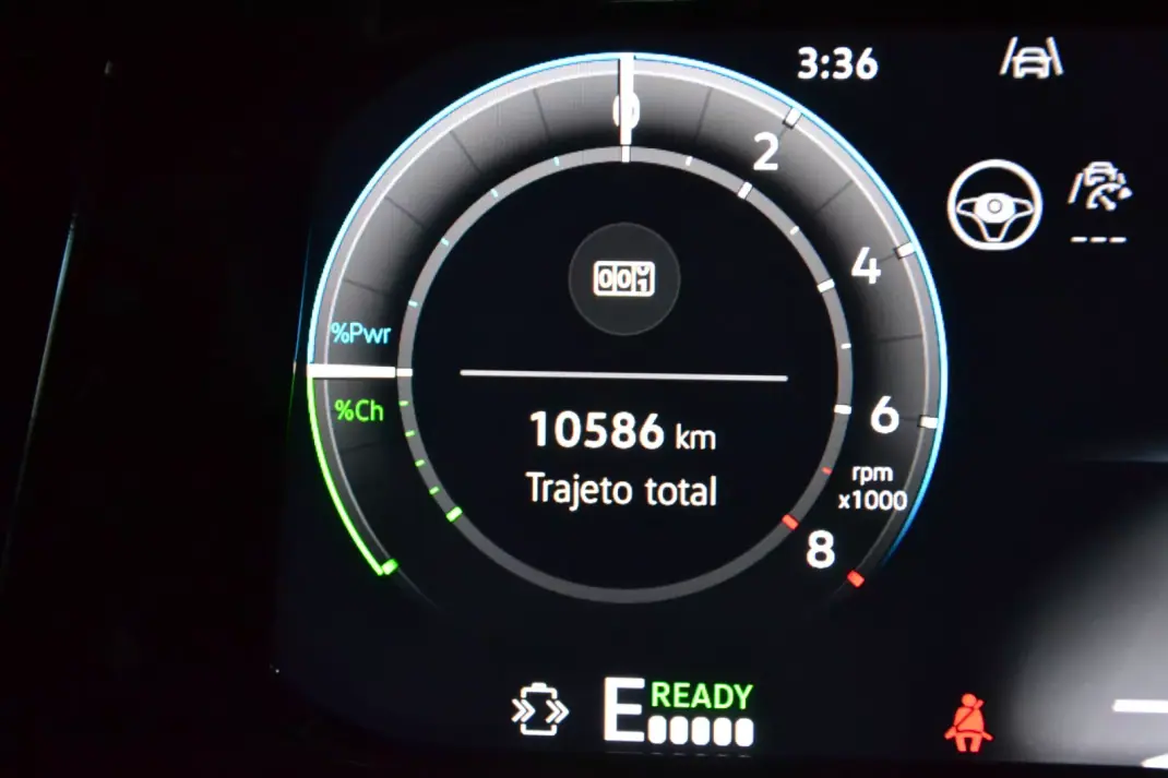 Volkswagen Golf 2025 - 29950 EUR, 10486 km - 10486km - foto 44 de 58