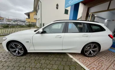 BMW 320 2022 - 31950 EUR, 89000 km - AUTO.MOTO.pt - 89000km - foto 6 de 27
