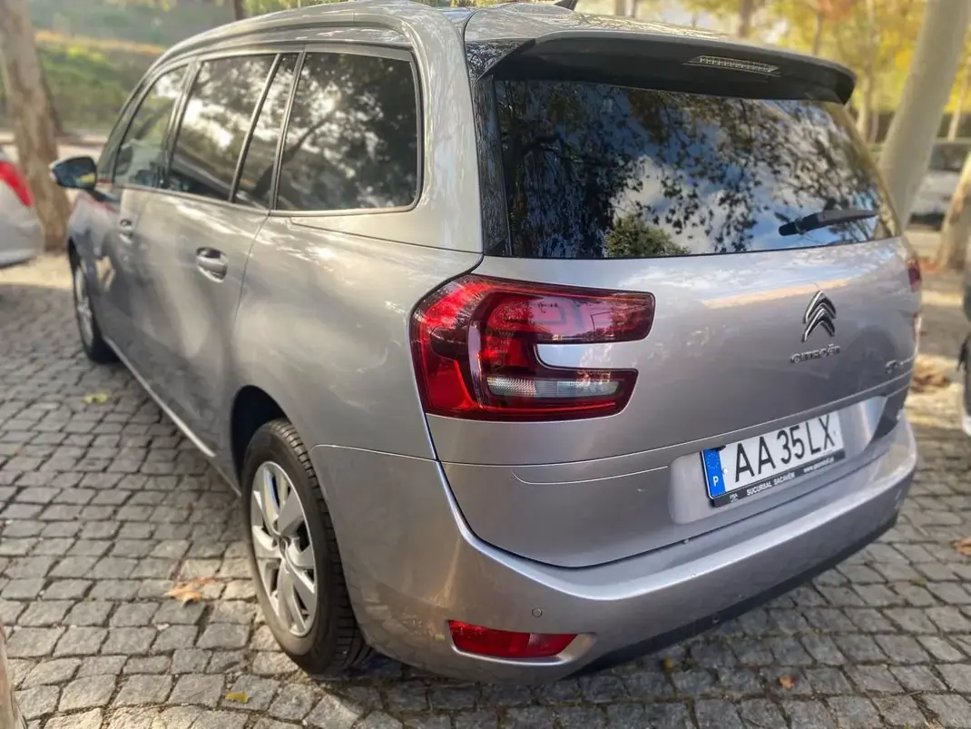 Citroën C4 Spacetourer 2020 - 17500 EUR, 220000 km - AUTO.MOTO.pt - 220000km - foto 3 de 18