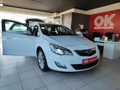 Opel Astra Sports Tourer 2011 - 6750 EUR, 226000 km - AUTO.MOTO.pt - 226000km - foto 19 de 37