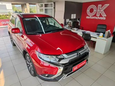 Mitsubishi Outlander 2021 - 18900 EUR, 141000 km - AUTO.MOTO.pt - 141000km - foto 2 de 37