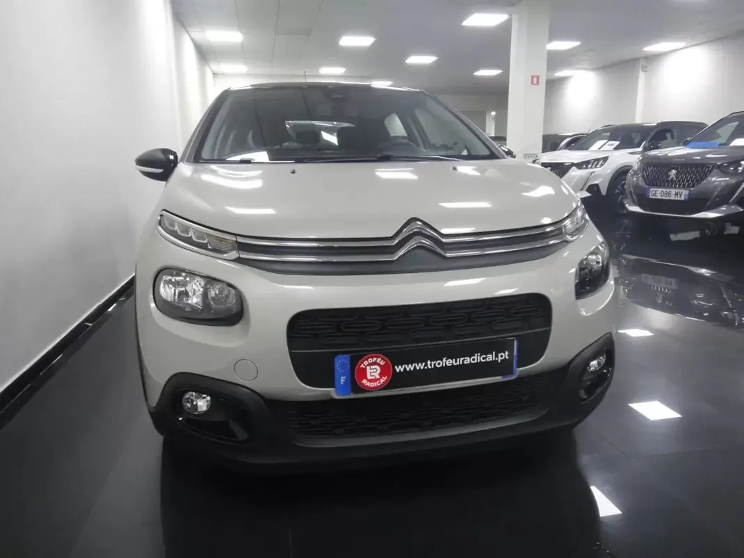 Citroën C3 2020 - 10990 EUR, 39000 km - AUTO.MOTO.pt - 39000km - foto 2 de 24