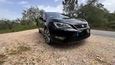 SEAT Ibiza 2017 - 12450 EUR, 60300 km - AUTO.MOTO.pt - 60300km - foto 2 de 10