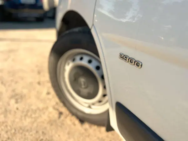 Opel Vivaro 2014 - 10990 EUR, 322000 km - 322000km - foto 5 de 21
